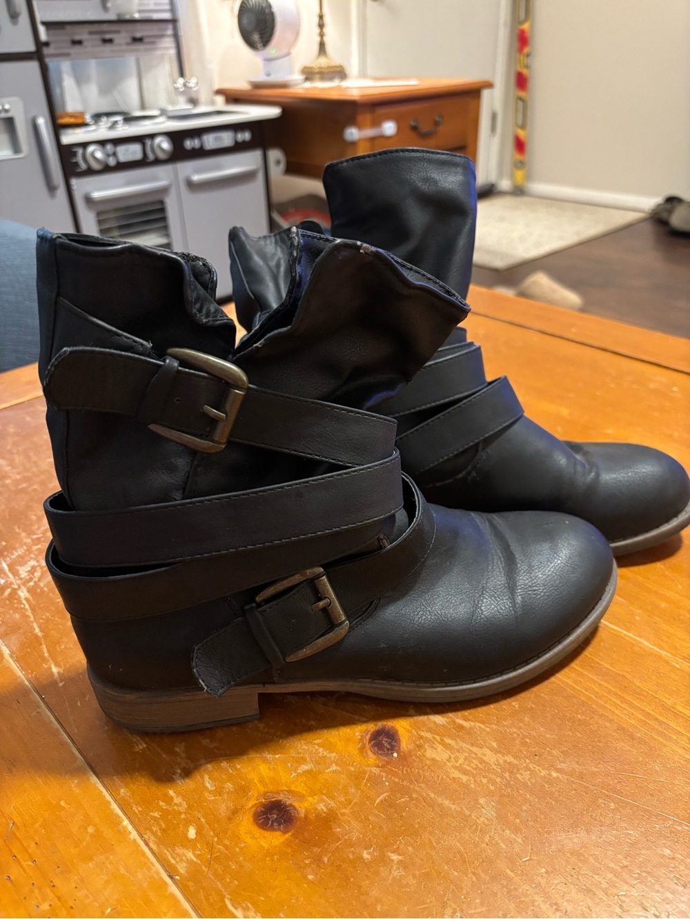 Black Women's Buckle Strap Ankle Boots